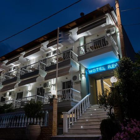 Rea Hotel Paralía Buitenkant foto