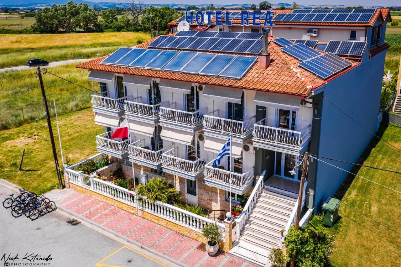 Rea Hotel Paralía Buitenkant foto