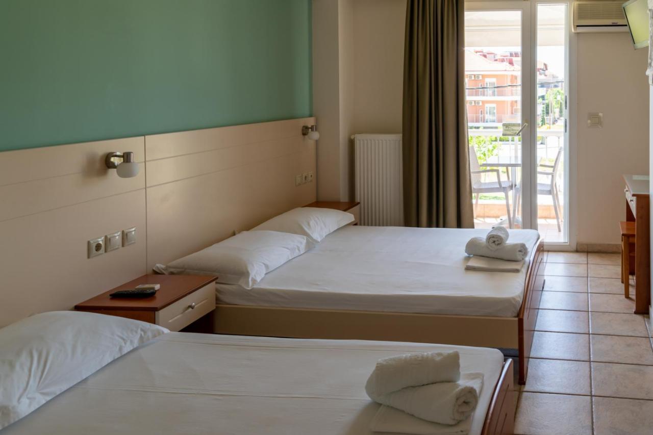 Rea Hotel Paralía Buitenkant foto