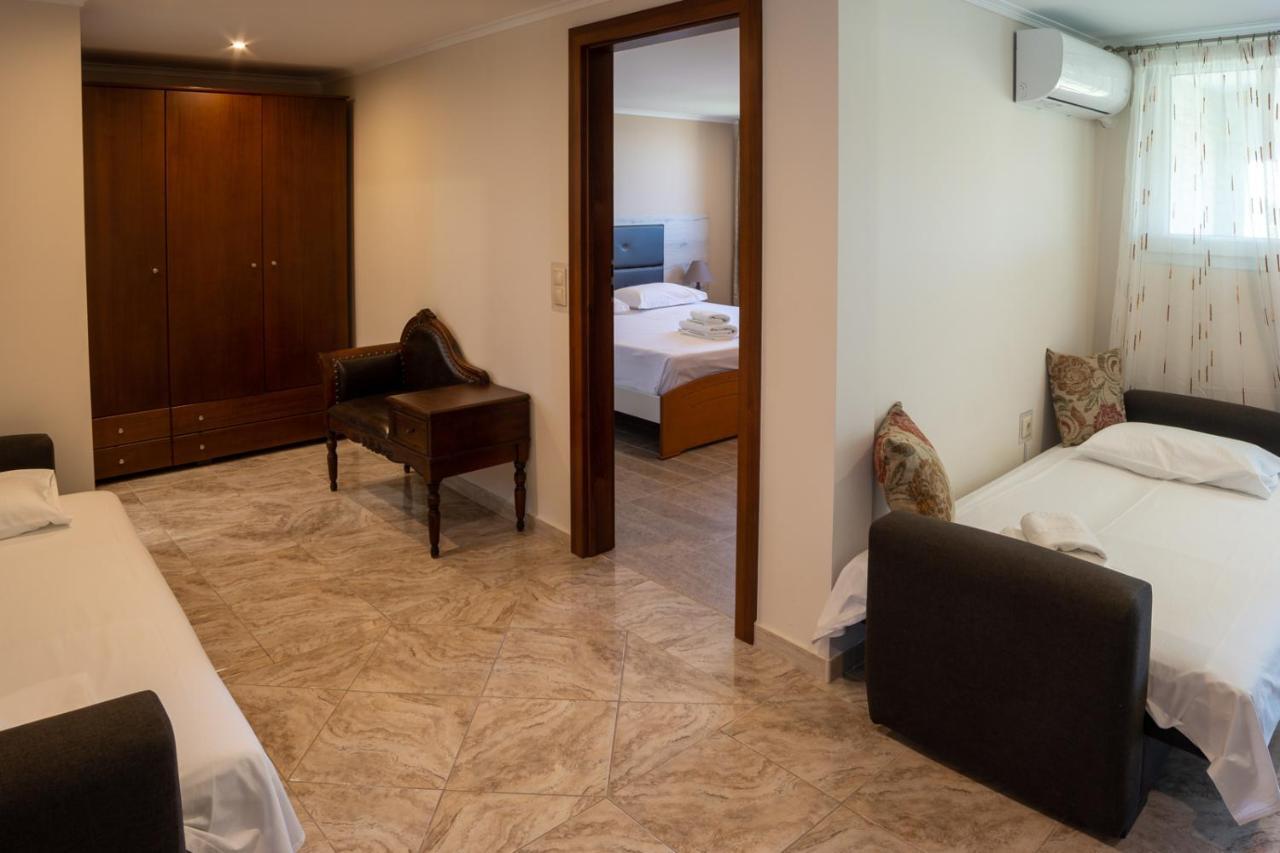 Rea Hotel Paralía Buitenkant foto