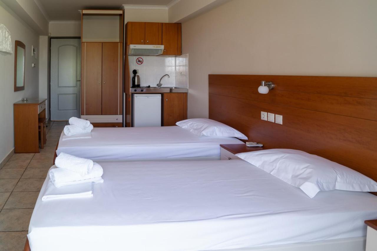 Rea Hotel Paralía Buitenkant foto