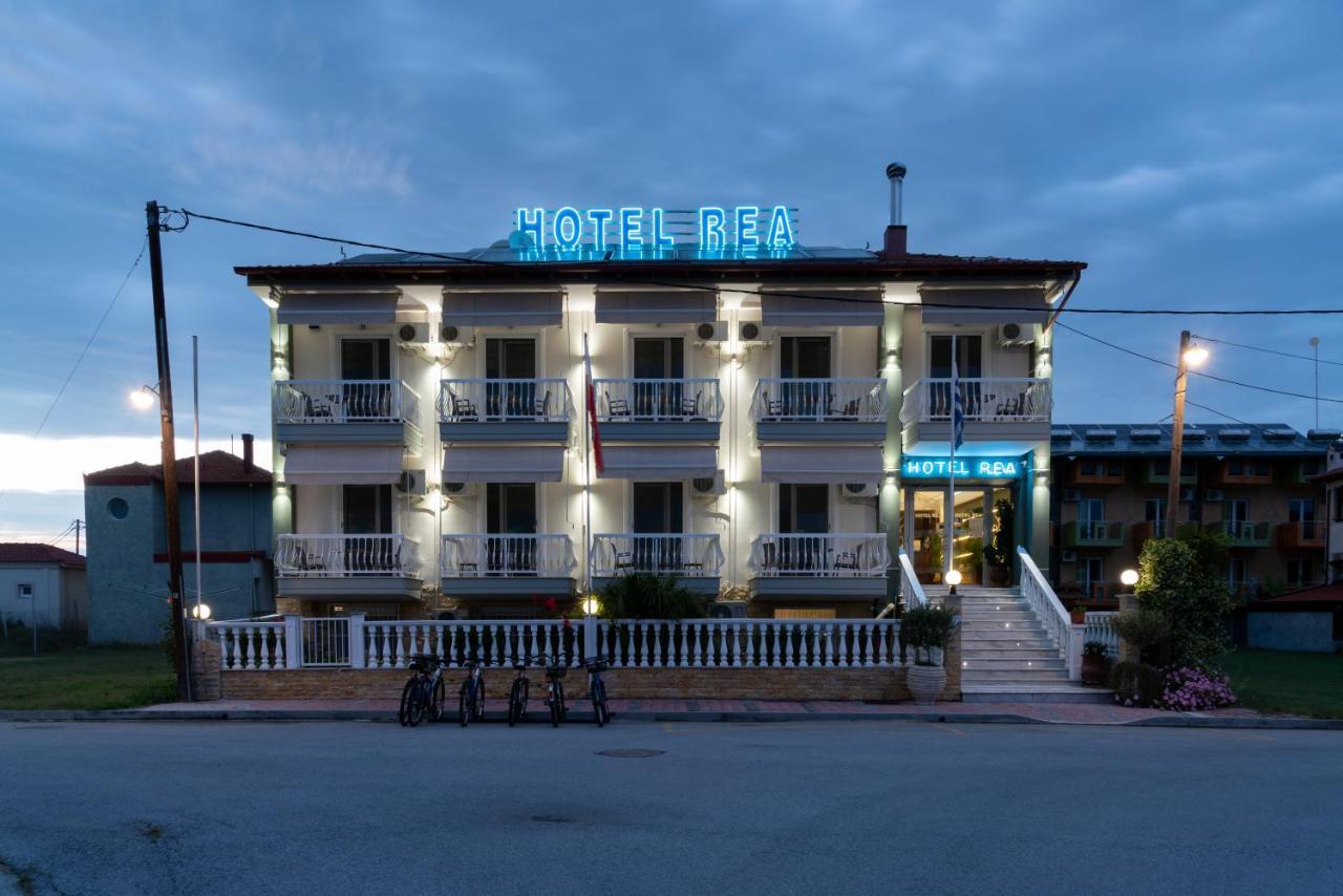 Rea Hotel Paralía Buitenkant foto