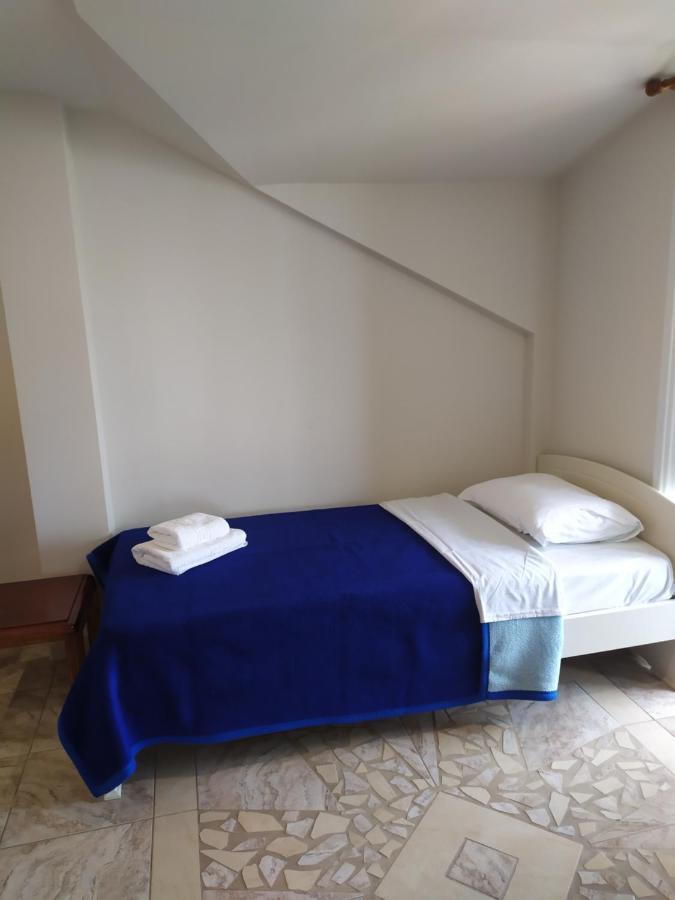 Rea Hotel Paralía Buitenkant foto